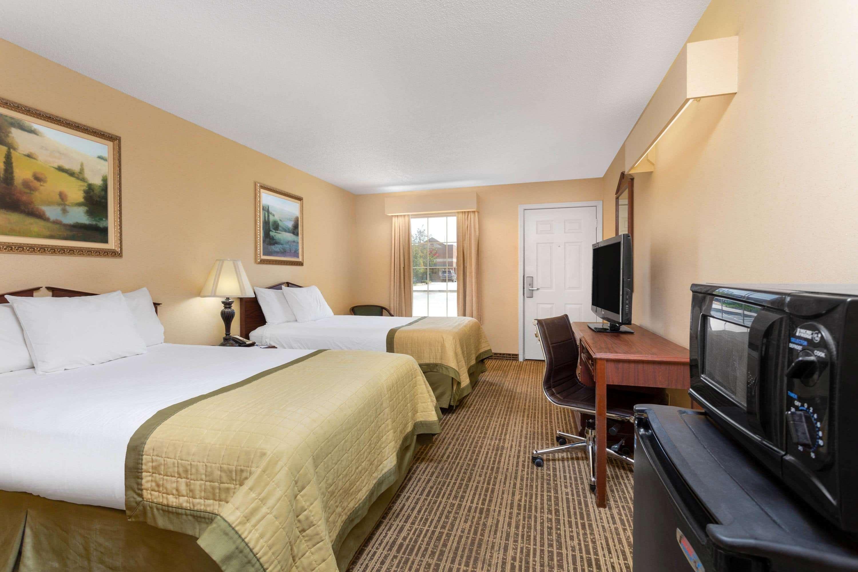 Baymont By Wyndham Easley/Greenville Exteriér fotografie